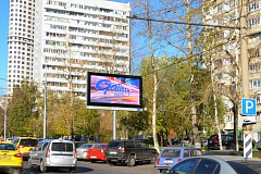 Gallery установила в Москве 50 digital-билбордов